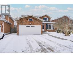 124 CARRINGTON DRIVE, Richmond Hill, Ontario