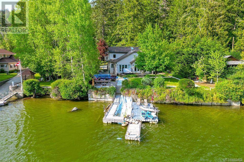 4712 Shell Beach Rd, Ladysmith, British Columbia