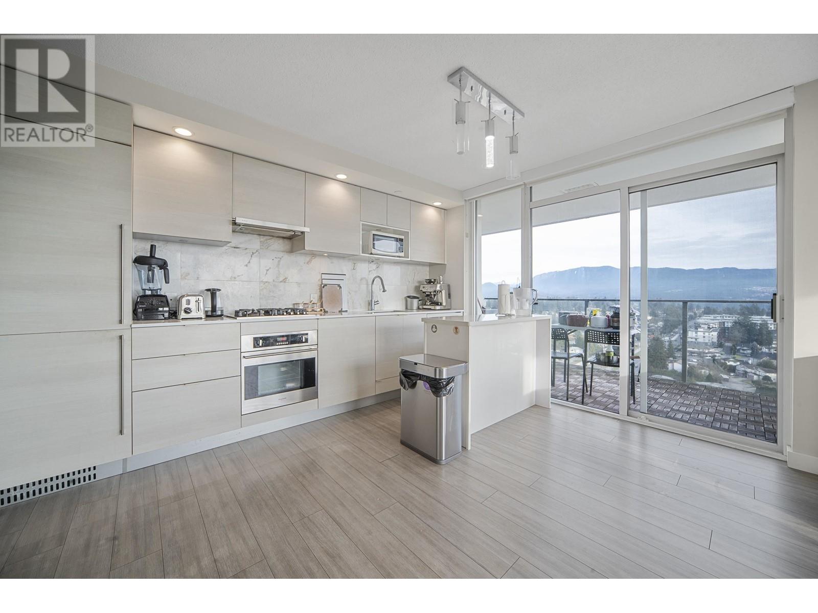 2403 602 Como Lake Avenue, Coquitlam, British Columbia V3J 0G2 - Photo 6 - R2959910