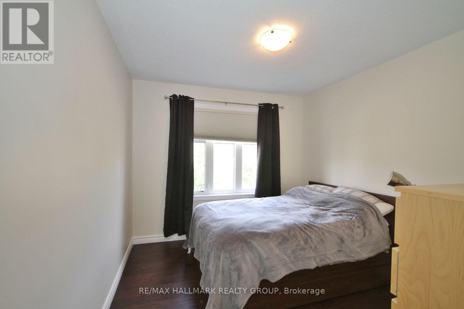 120 Manorwood Crescent, Ottawa, Ontario  K1T 0L4 - Photo 15 - X11940570