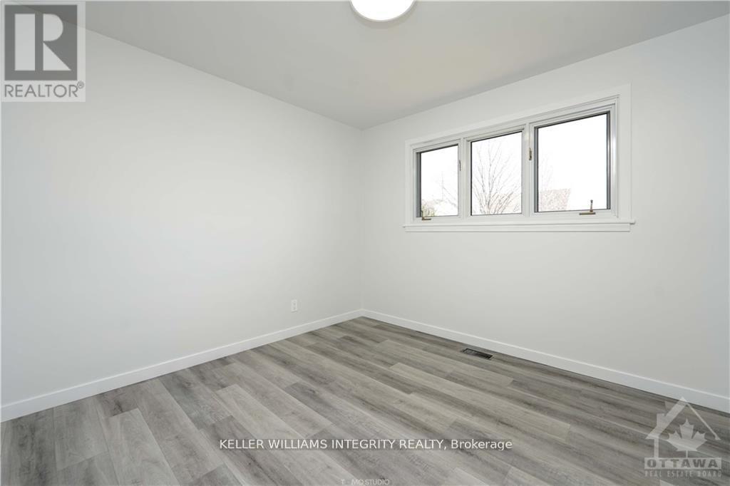 A - 525 Browning Avenue, Ottawa, Ontario  K1G 0T3 - Photo 12 - X11940628