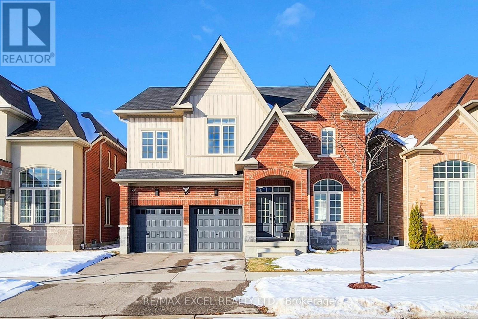Property at 12 JERICHO AVENUE image 1