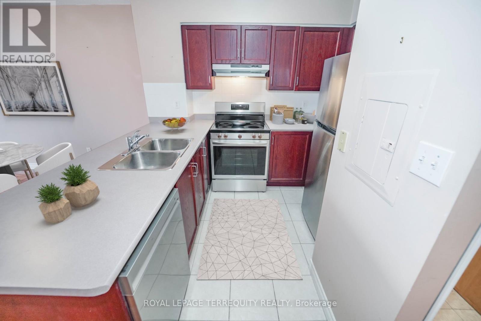 1708 - 43 Eglinton Avenue E, Toronto (Mount Pleasant West), Ontario  M4P 1A2 - Photo 3 - C11940034