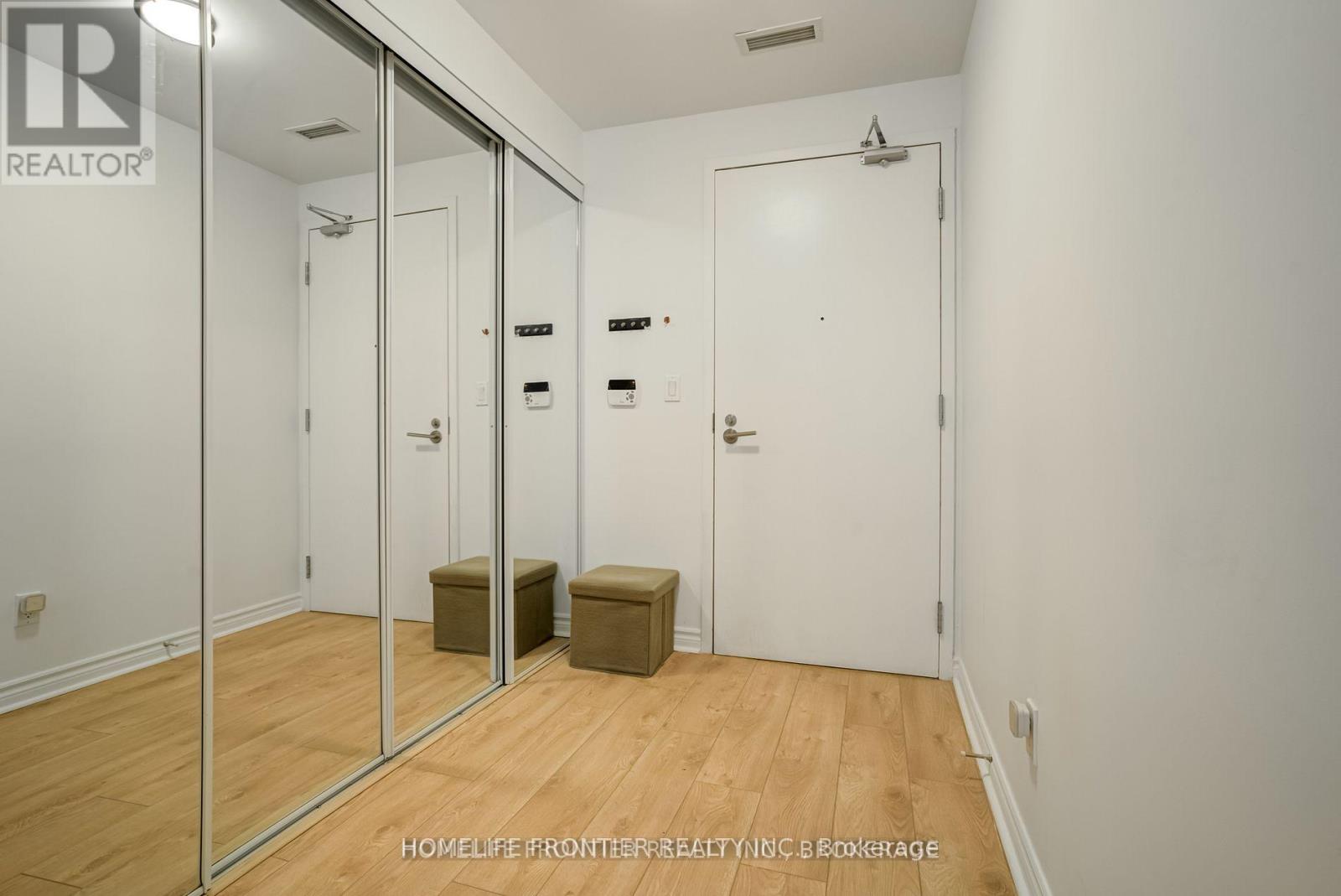 383 - 209 Fort York Boulevard, Toronto, Ontario  M5V 4A1 - Photo 2 - C11940731