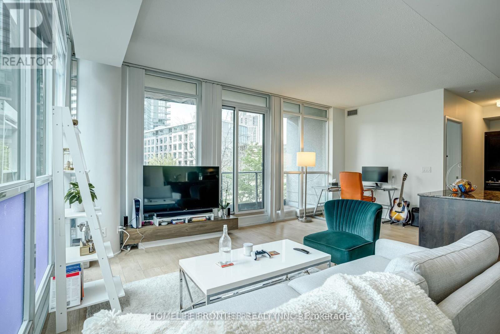 383 - 209 Fort York Boulevard, Toronto, Ontario  M5V 4A1 - Photo 9 - C11940731