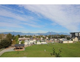 A305 20727 WILLOUGHBY TOWN CENTRE DRIVE, langley, British Columbia