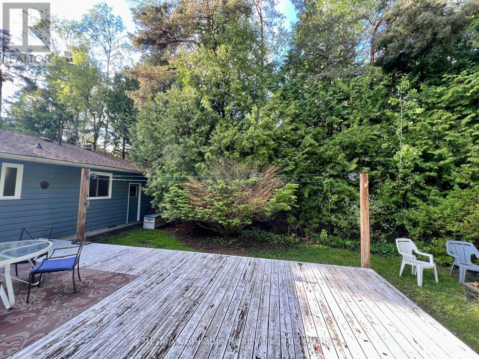 12 Stark Street, Bluewater, Ontario  N0M 1G0 - Photo 11 - X11940757