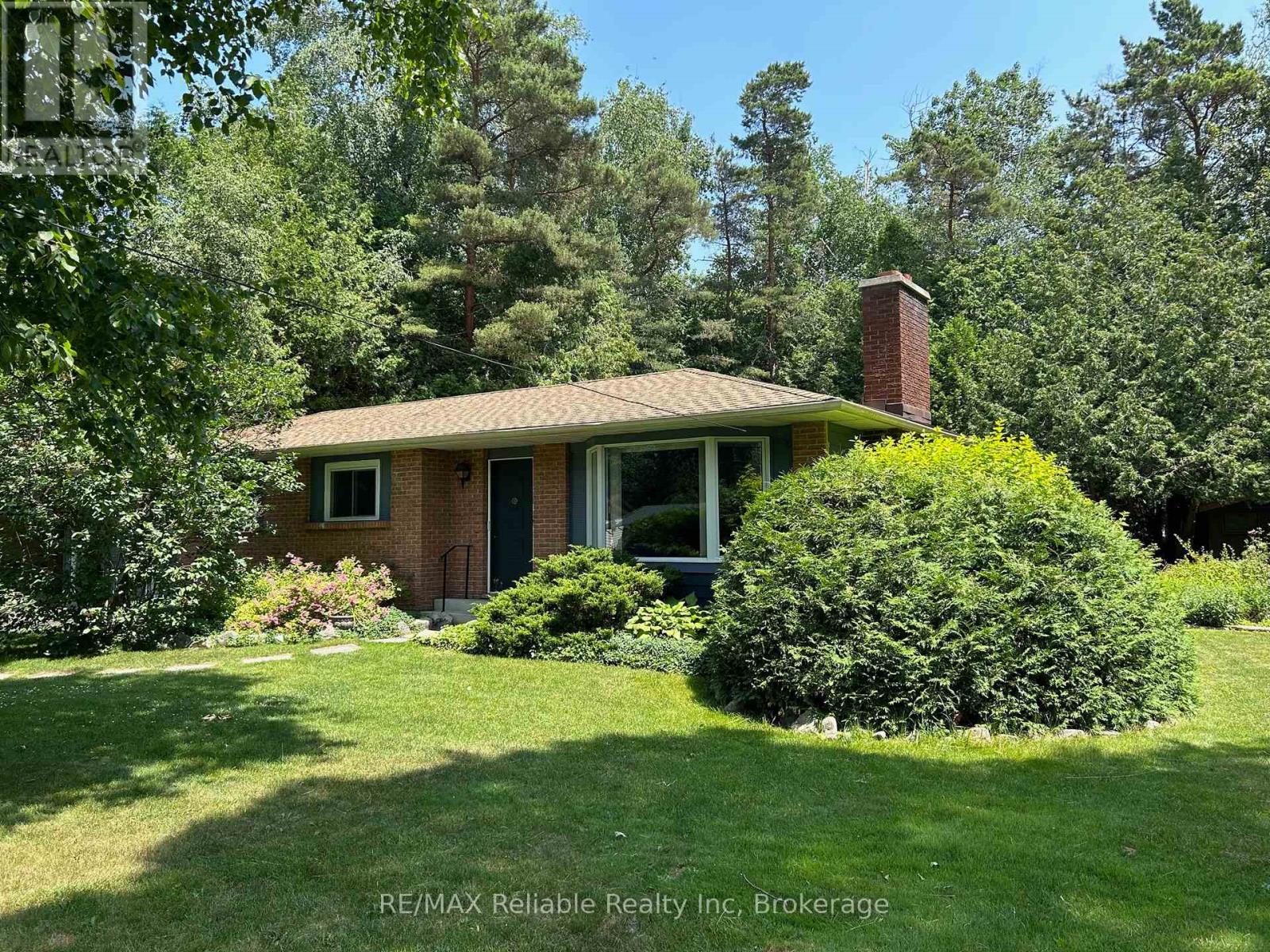 12 Stark Street, Bluewater, Ontario  N0M 1G0 - Photo 7 - X11940757