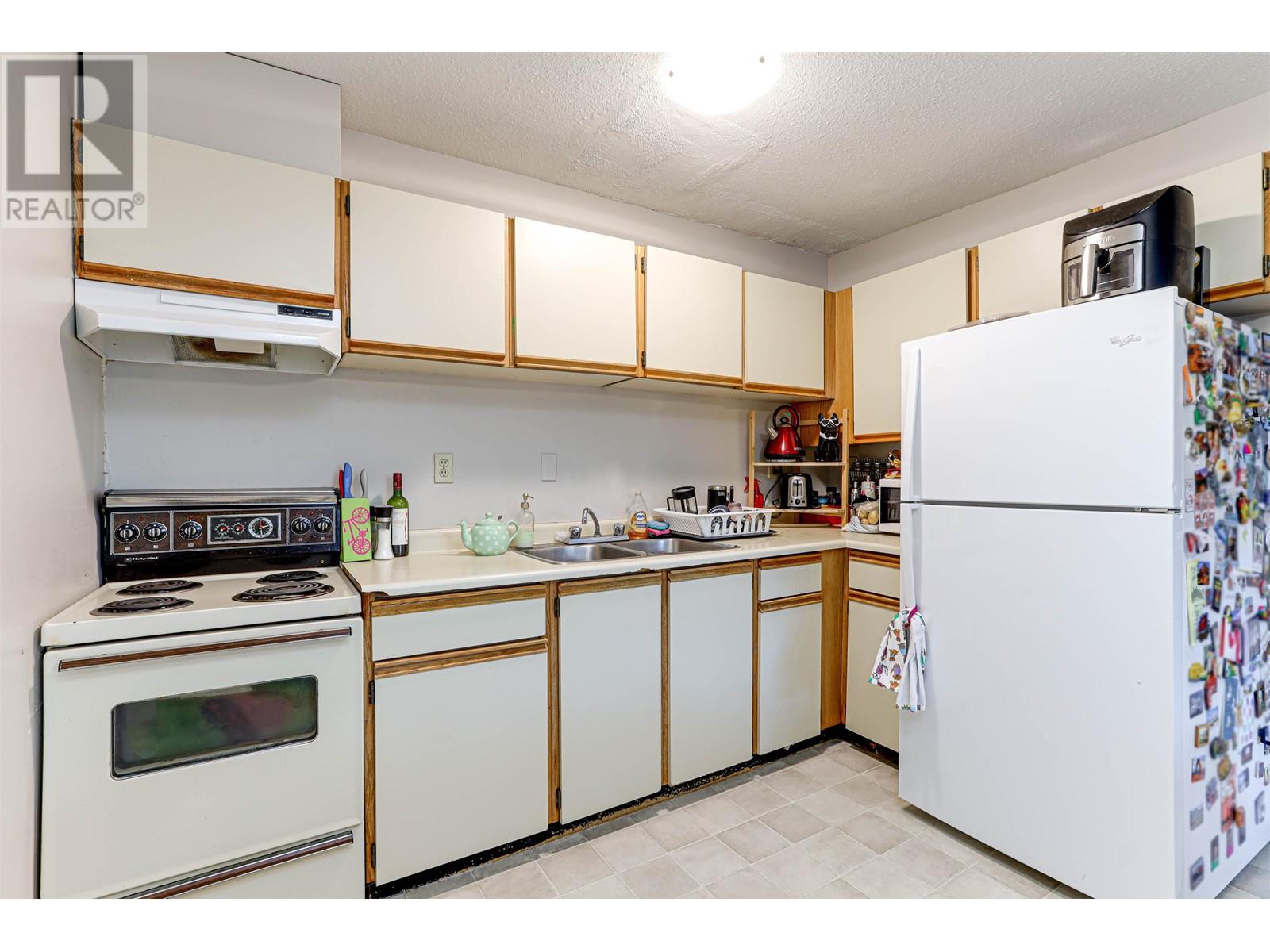 1603 E Broadway, Vancouver, British Columbia  V5N 1V9 - Photo 24 - C8065785