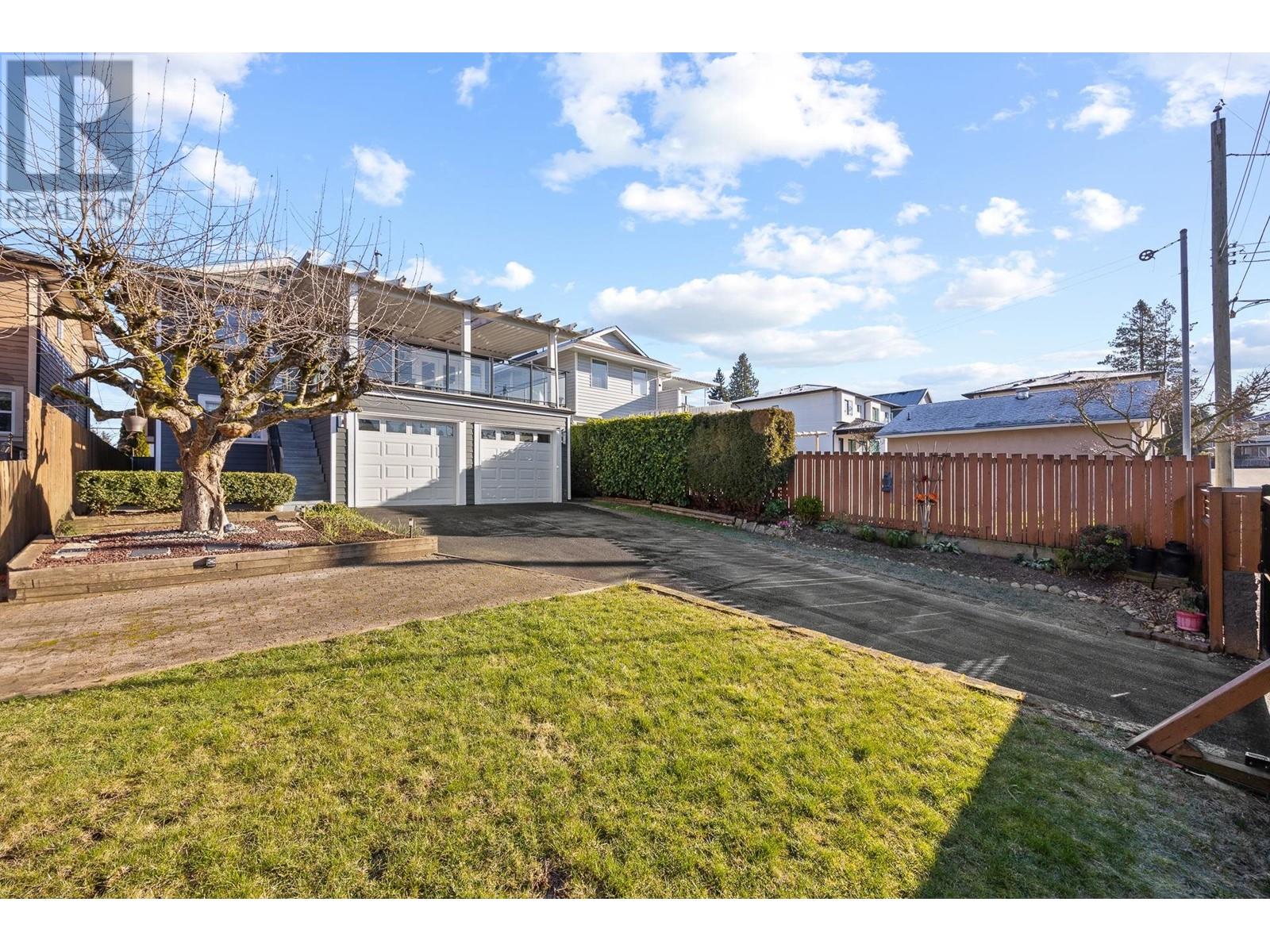 Listing Picture 40 of 40 : 7325 2ND STREET, Burnaby / 本拿比 - 魯藝地產 Yvonne Lu Group - MLS Medallion Club Member