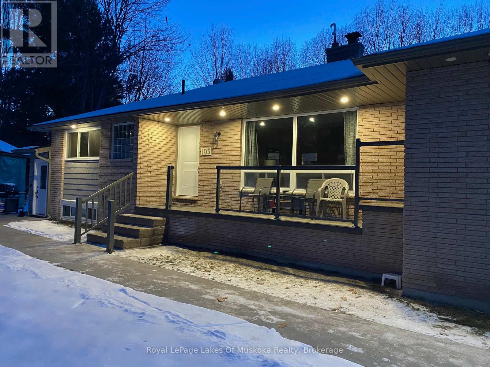 105 Wellington Street S, Gravenhurst, Ontario  P1P 1B2 - Photo 2 - X11909467