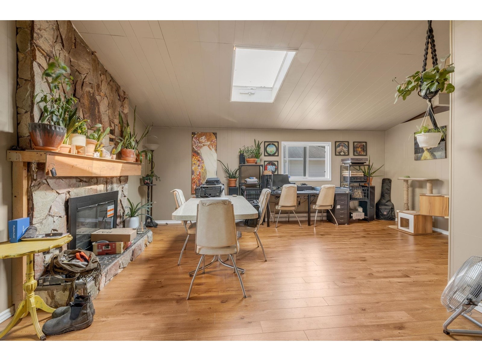 Property at 21635 50A AVENUE image 4