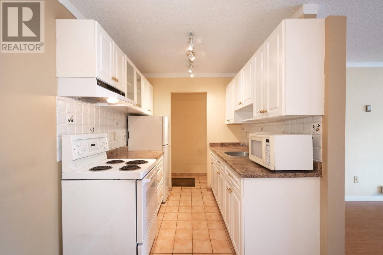 201 145 W 18th Street, North Vancouver, British Columbia V7M 1M5 - Photo 7 - R2958575