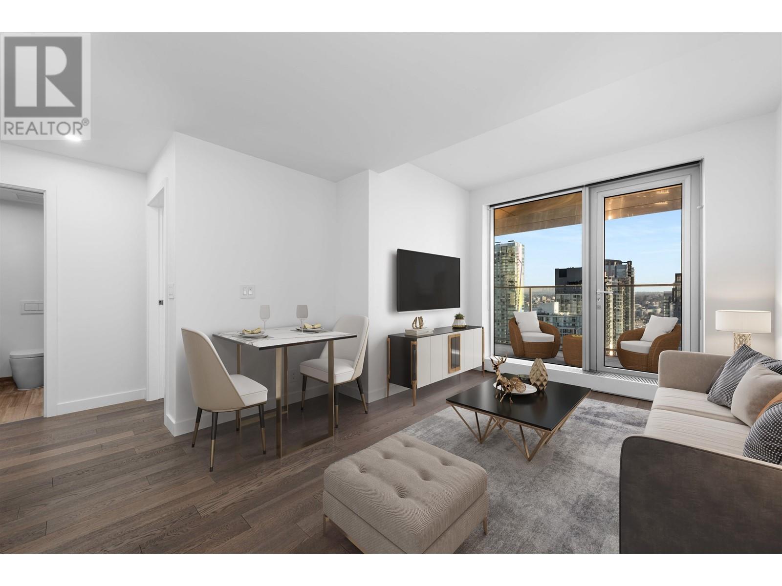 Listing Picture 3 of 33 : 3209 1480 HOWE STREET, Vancouver / 溫哥華 - 魯藝地產 Yvonne Lu Group - MLS Medallion Club Member