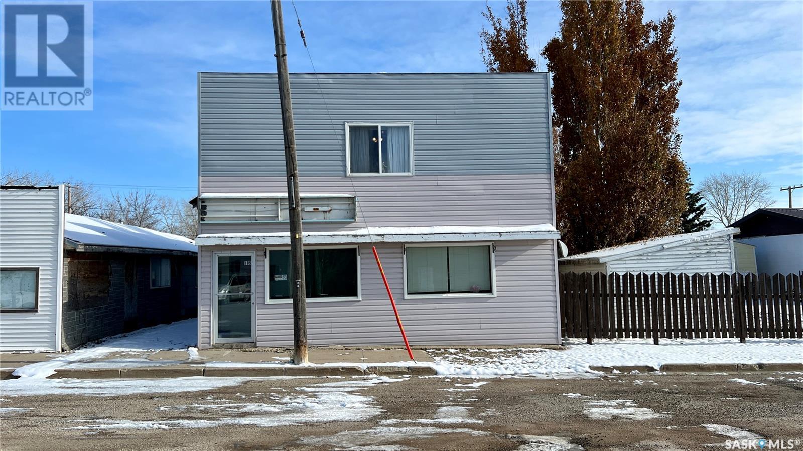 105 Main STREET, Dinsmore, Saskatchewan