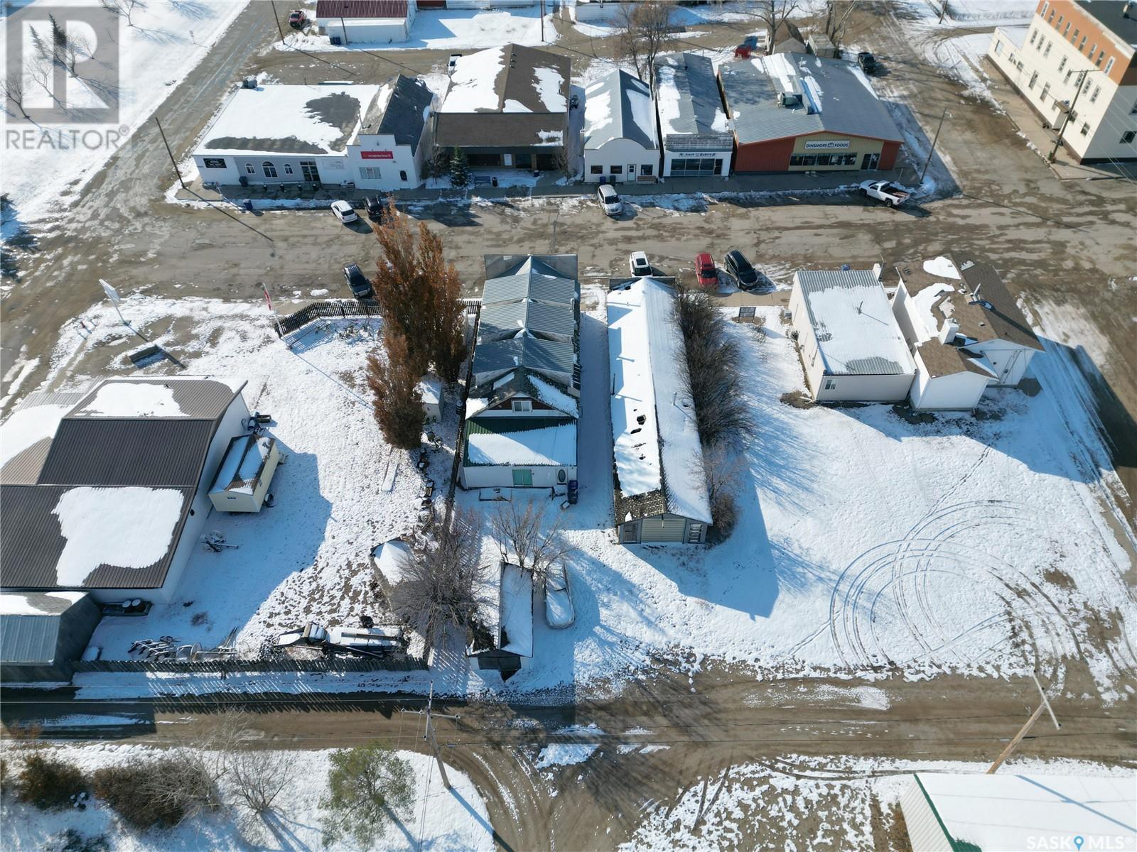 105 Main Street, Dinsmore, Saskatchewan  S0L 1T0 - Photo 5 - SK993584