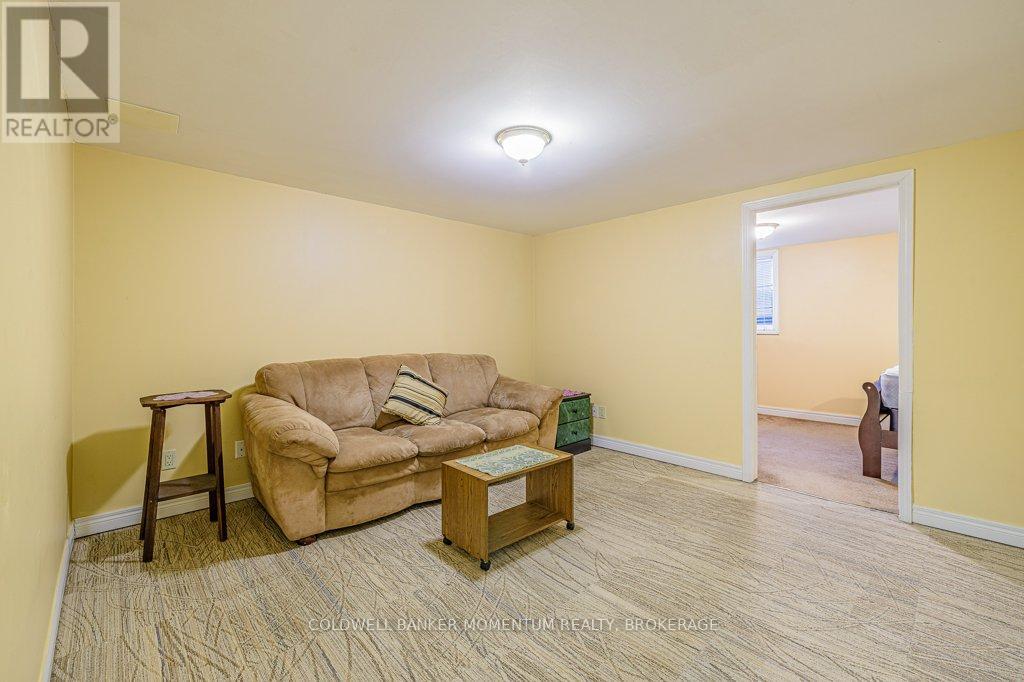 B - 12 Stanmary Drive, St. Catharines (446 - Fairview), Ontario  L2N 5T4 - Photo 11 - X11940983