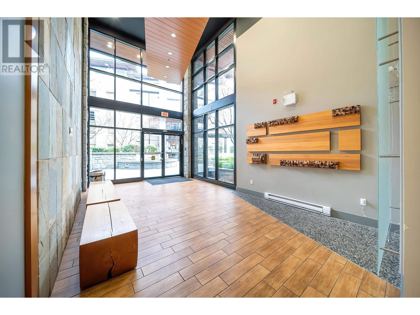 Listing Picture 3 of 14 : 320 5777 BIRNEY AVENUE, Vancouver / 溫哥華 - 魯藝地產 Yvonne Lu Group - MLS Medallion Club Member