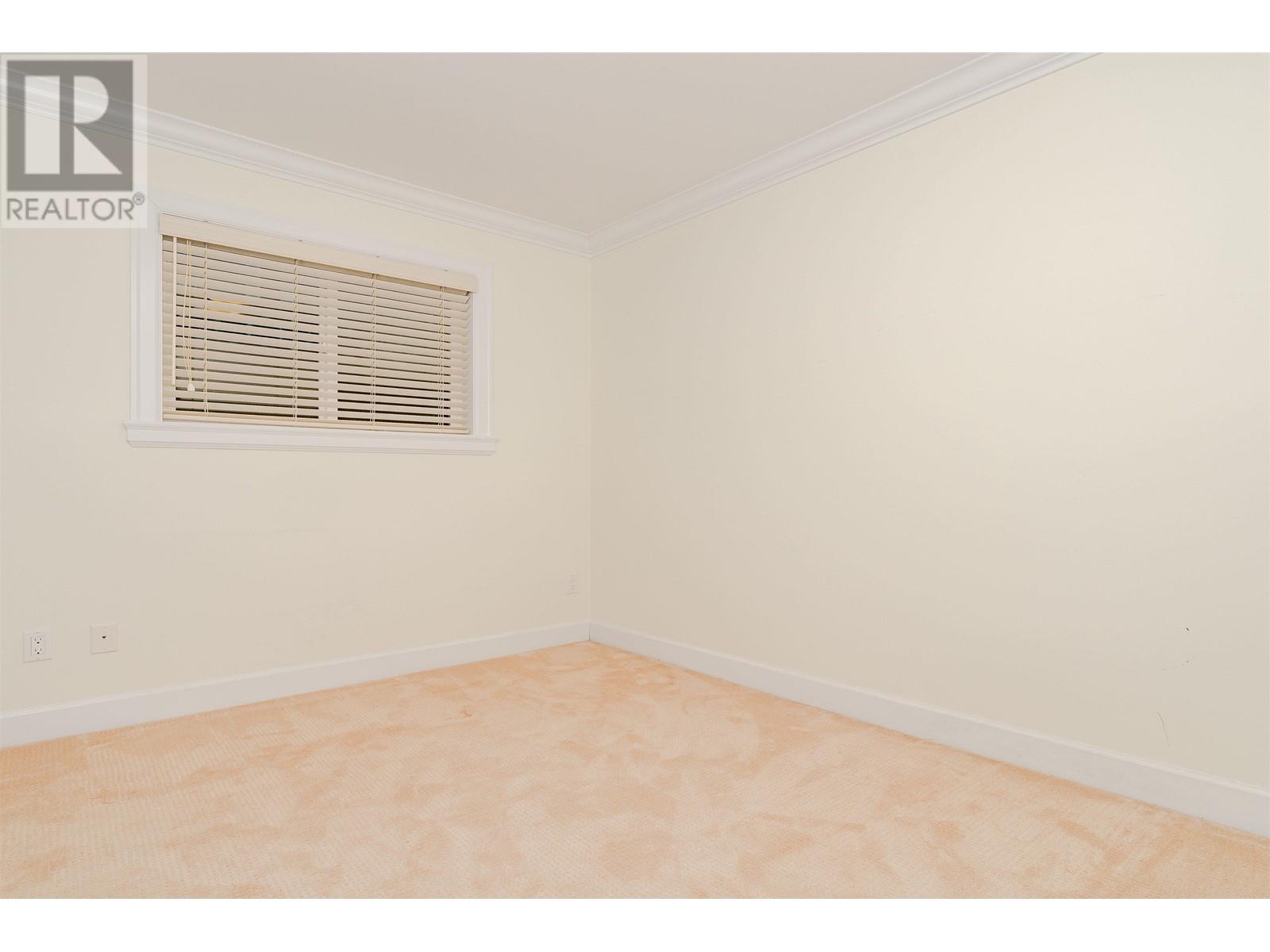 Listing Picture 22 of 30 : 5761 INVERNESS STREET, Vancouver / 溫哥華 - 魯藝地產 Yvonne Lu Group - MLS Medallion Club Member