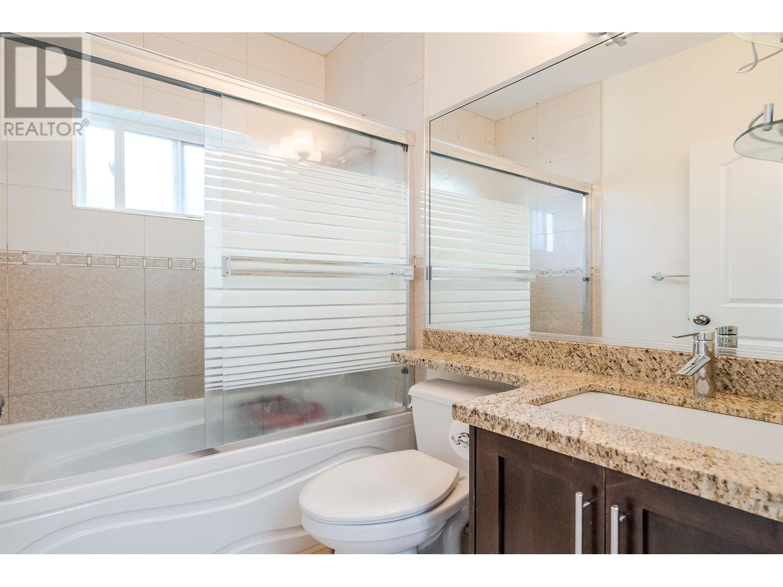 Listing Picture 15 of 30 : 5761 INVERNESS STREET, Vancouver / 溫哥華 - 魯藝地產 Yvonne Lu Group - MLS Medallion Club Member