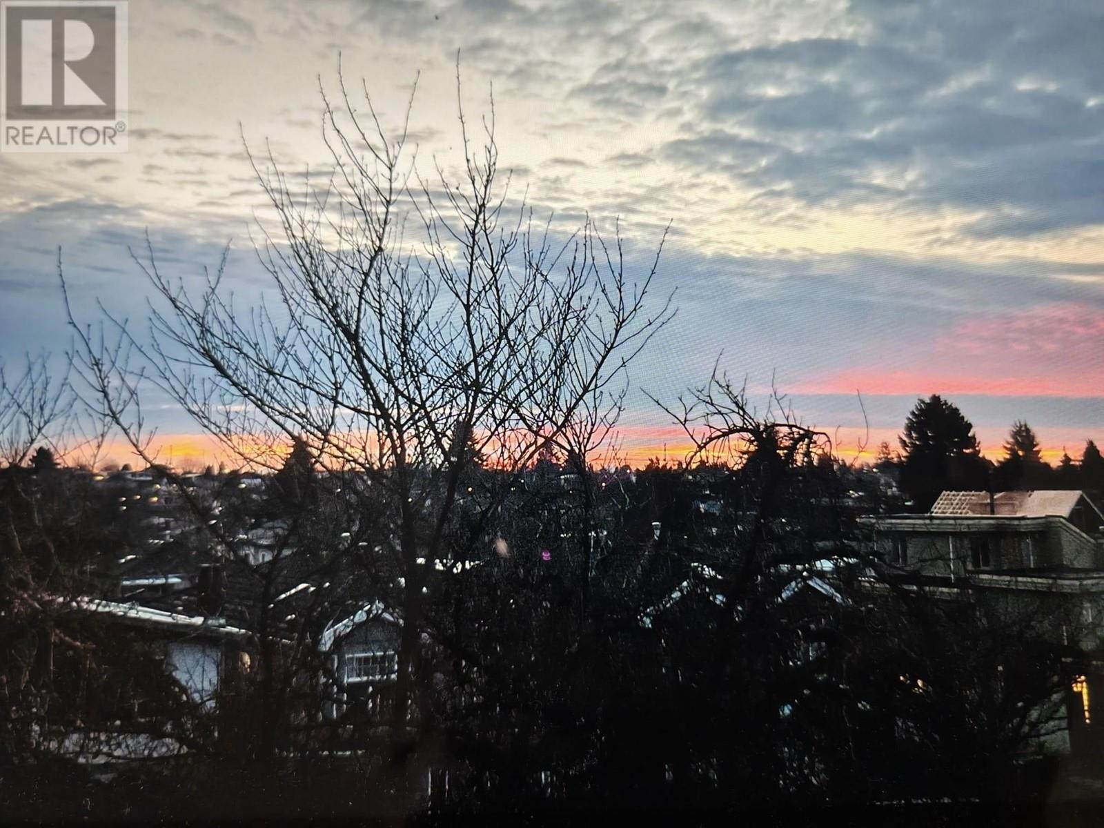 Listing Picture 30 of 30 : 5761 INVERNESS STREET, Vancouver / 溫哥華 - 魯藝地產 Yvonne Lu Group - MLS Medallion Club Member