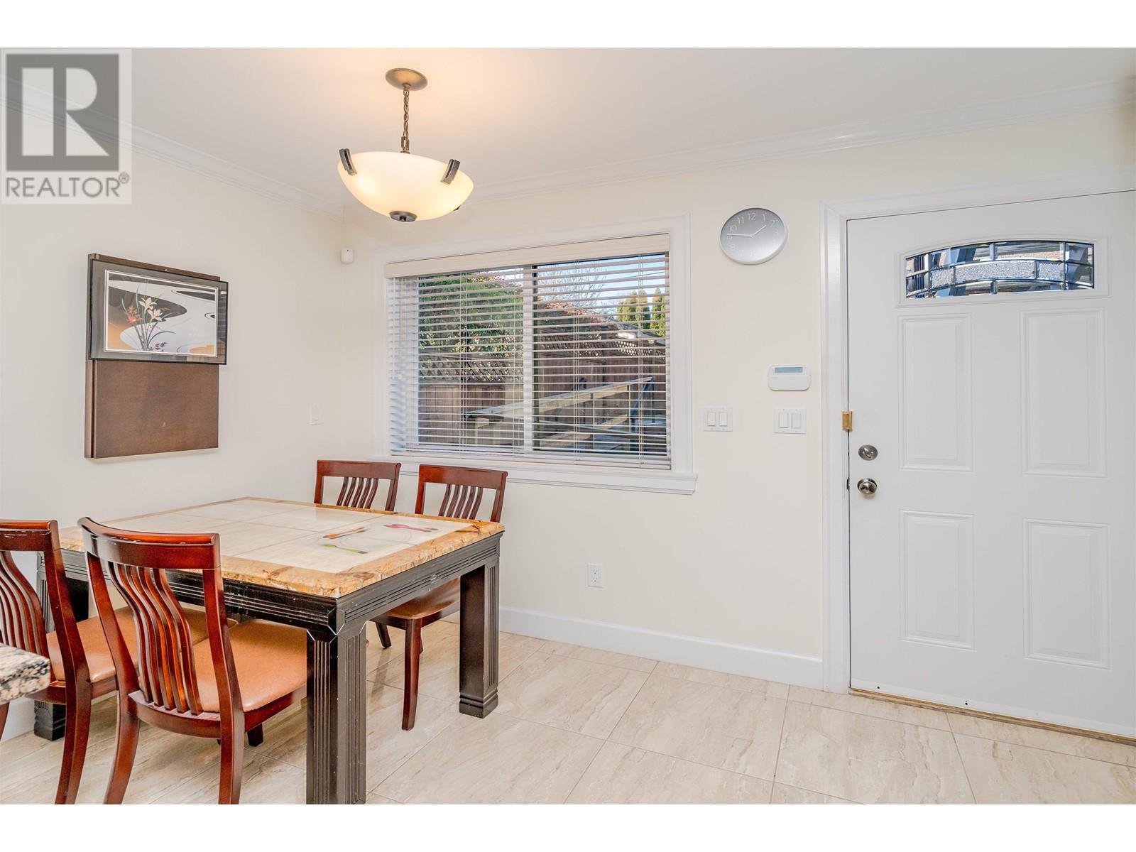 Listing Picture 21 of 30 : 5761 INVERNESS STREET, Vancouver / 溫哥華 - 魯藝地產 Yvonne Lu Group - MLS Medallion Club Member