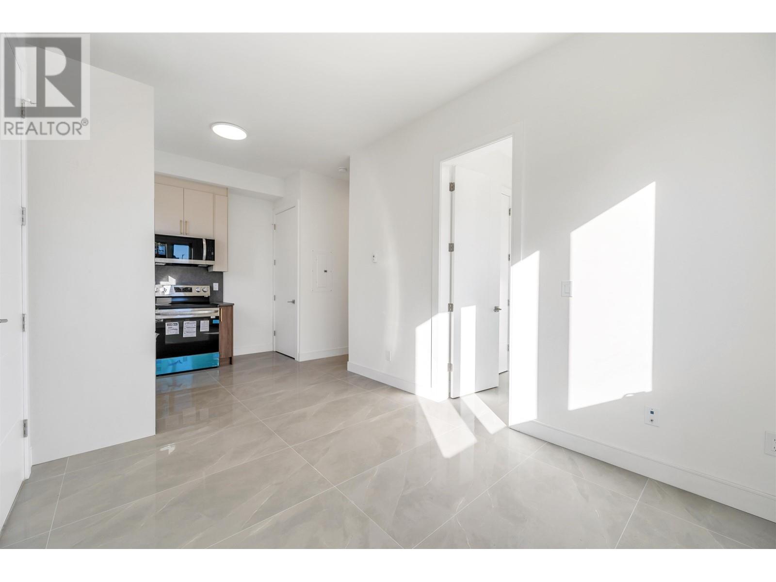 Listing Picture 21 of 32 : 9308 MCCUTCHEON PLACE, Richmond / 烈治文 - 魯藝地產 Yvonne Lu Group - MLS Medallion Club Member