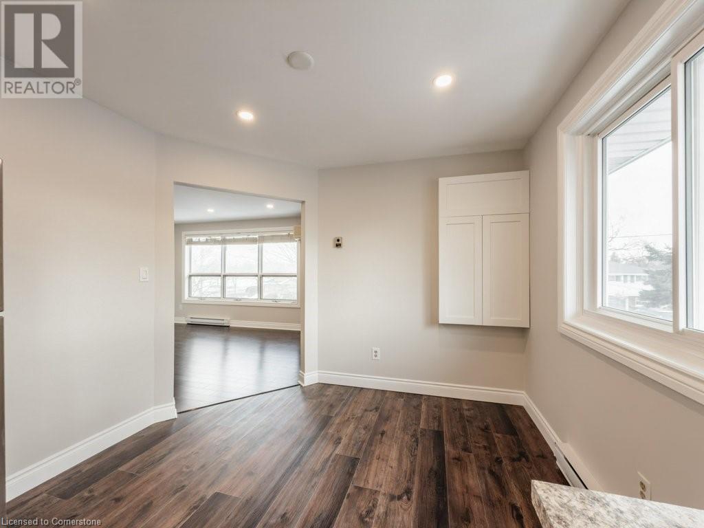 78 East 45th Street, Hamilton, Ontario  L8T 3J8 - Photo 9 - 40691165