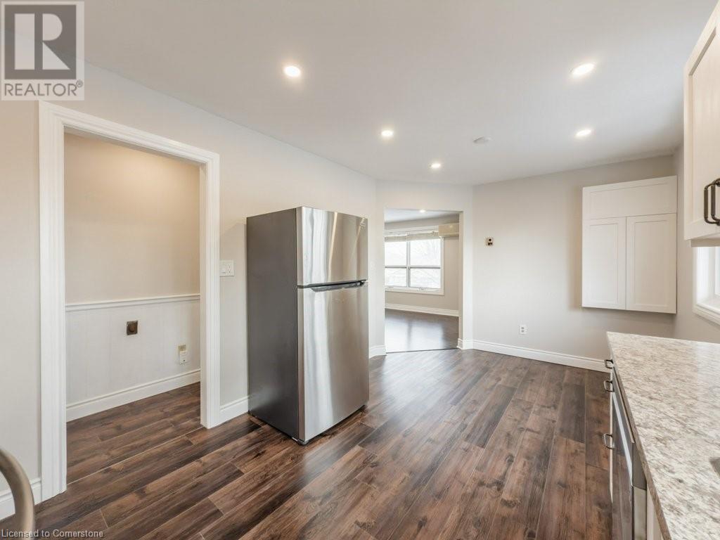 78 East 45th Street, Hamilton, Ontario  L8T 3J8 - Photo 11 - 40691165