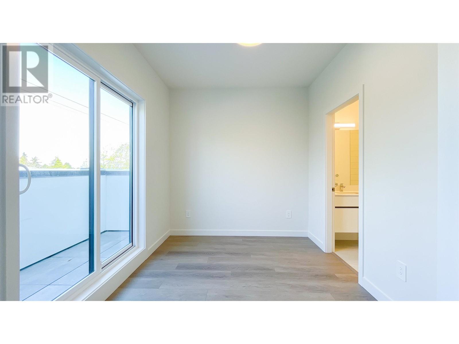 Listing Picture 22 of 30 : 25 7580 NO 1 ROAD, Richmond / 烈治文 - 魯藝地產 Yvonne Lu Group - MLS Medallion Club Member