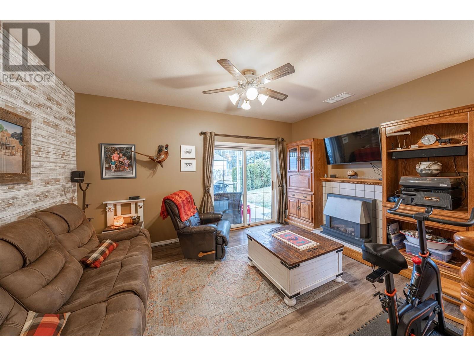 Property at 13071 Trewhitt Road E image 3