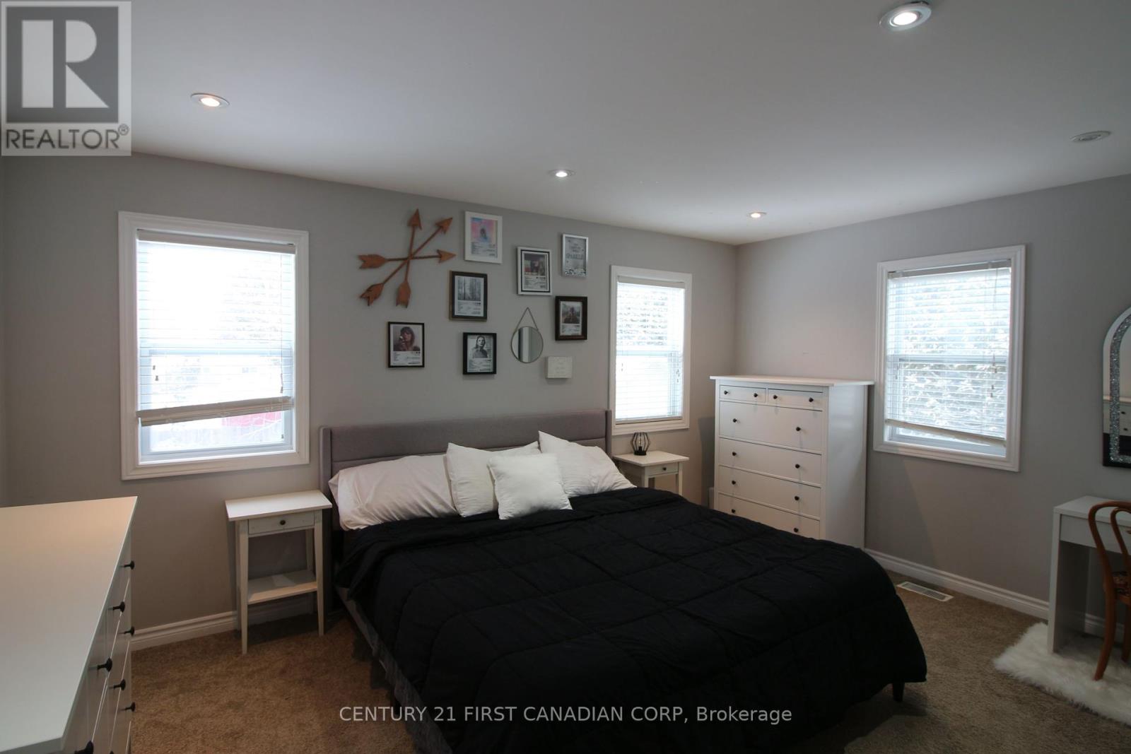 22396 Adelaide Road, Strathroy-Caradoc, Ontario  N0L 1W0 - Photo 28 - X11940254