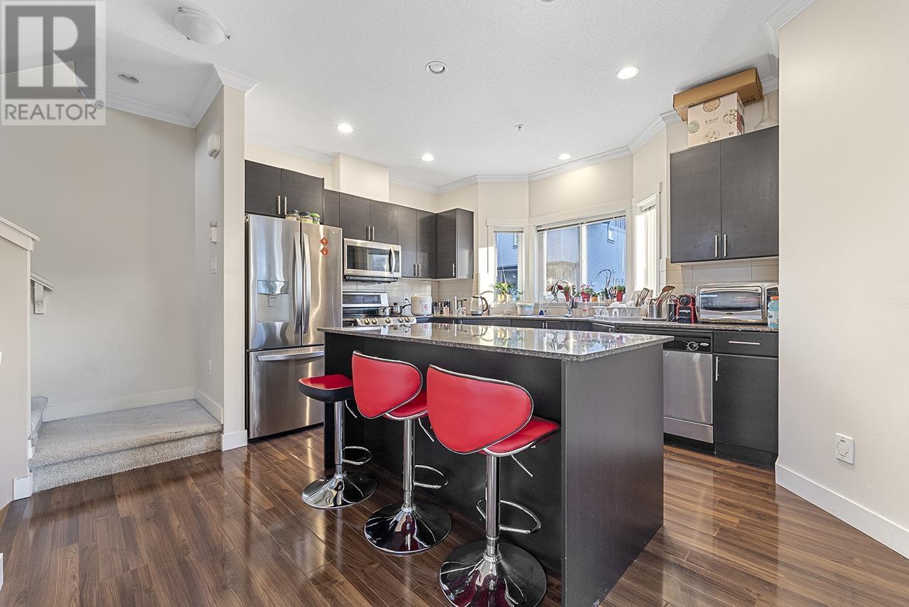26 1211 Ewen Avenue, New Westminster, British Columbia  V3M 5E5 - Photo 4 - R2957197