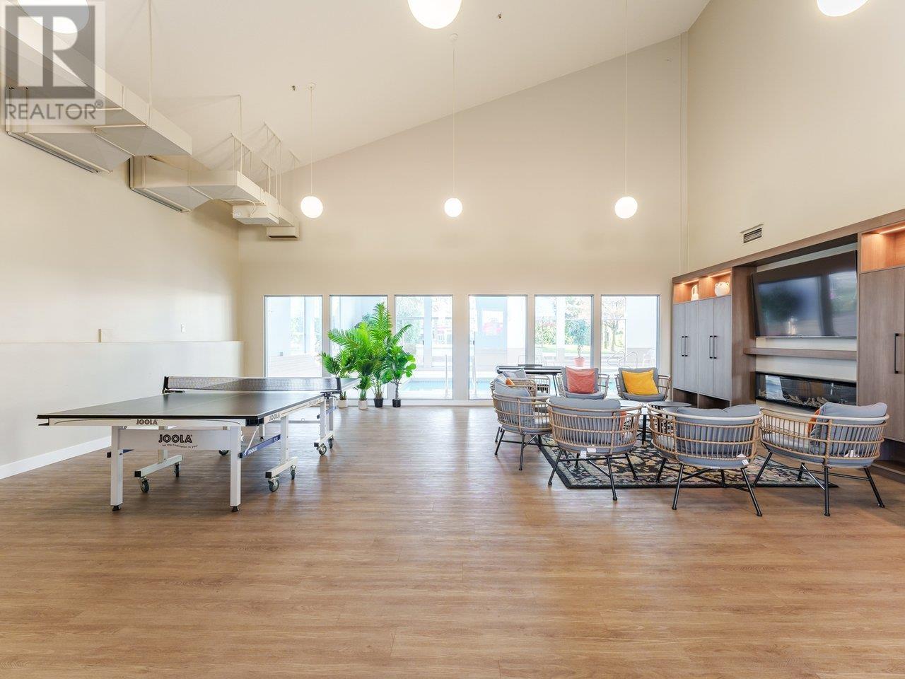 Listing Picture 21 of 22 : 212 1869 SPYGLASS PLACE, Vancouver / 溫哥華 - 魯藝地產 Yvonne Lu Group - MLS Medallion Club Member