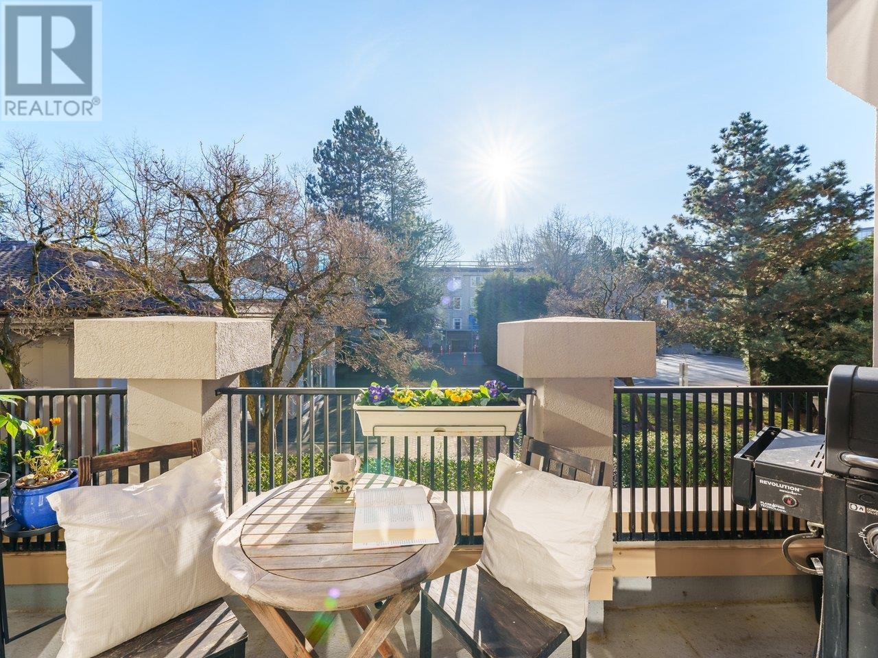 Listing Picture 14 of 22 : 212 1869 SPYGLASS PLACE, Vancouver / 溫哥華 - 魯藝地產 Yvonne Lu Group - MLS Medallion Club Member