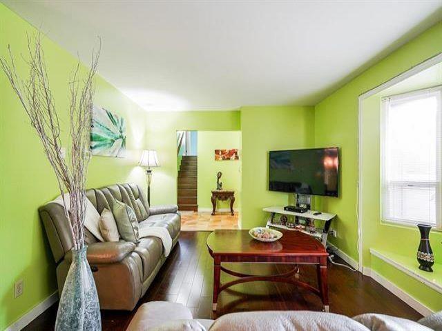 Property at 5754 135 STREET image 3