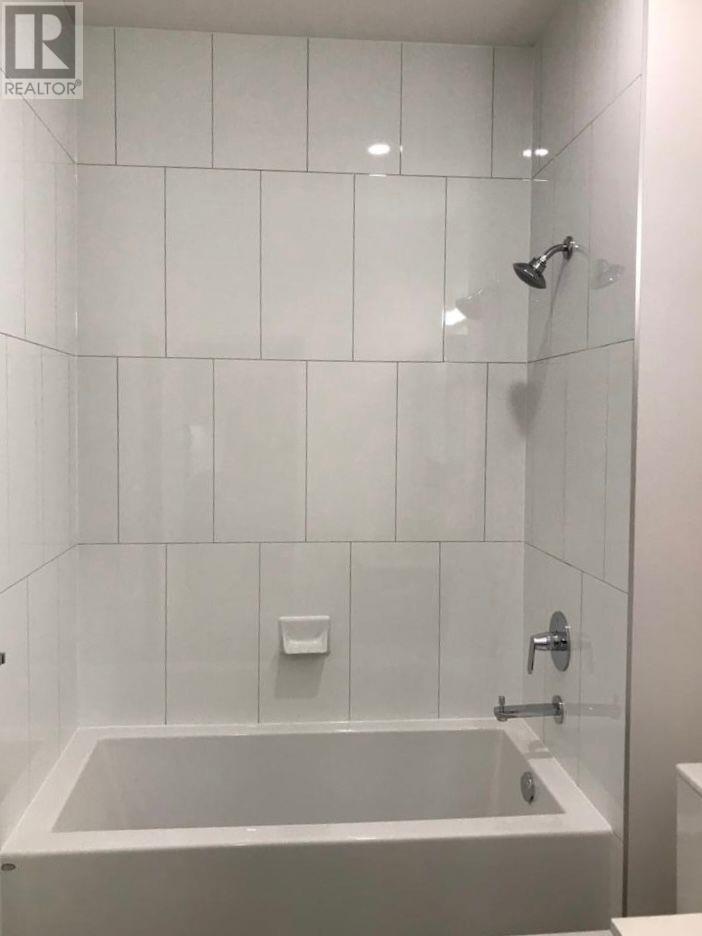 611 621 REGAN AVENUE