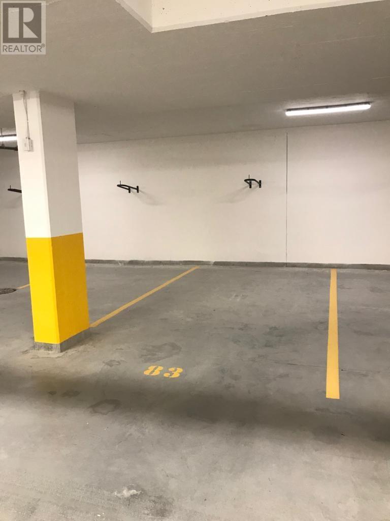 611 621 REGAN AVENUE