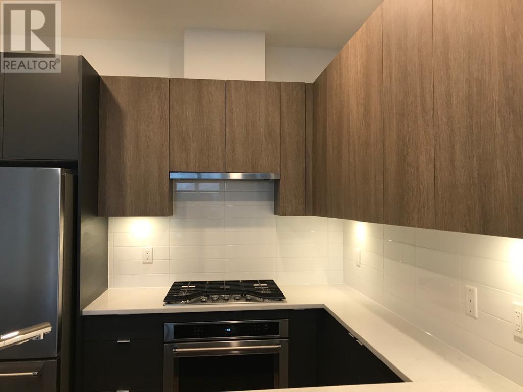 611 621 REGAN AVENUE