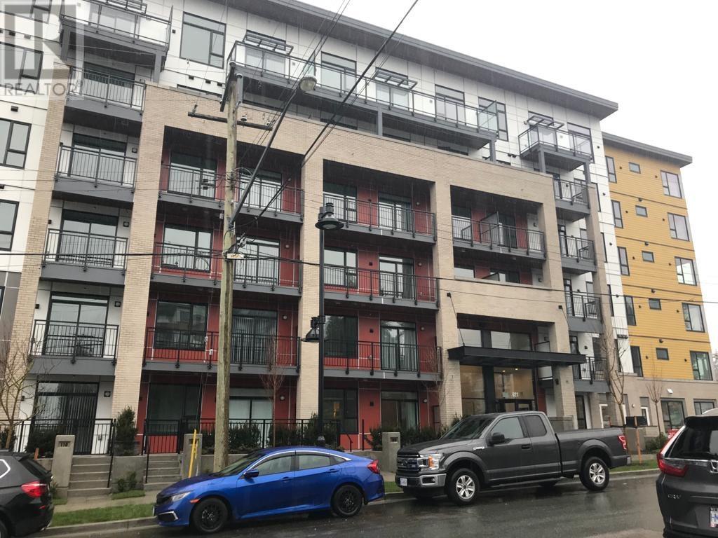 611 621 REGAN AVENUE