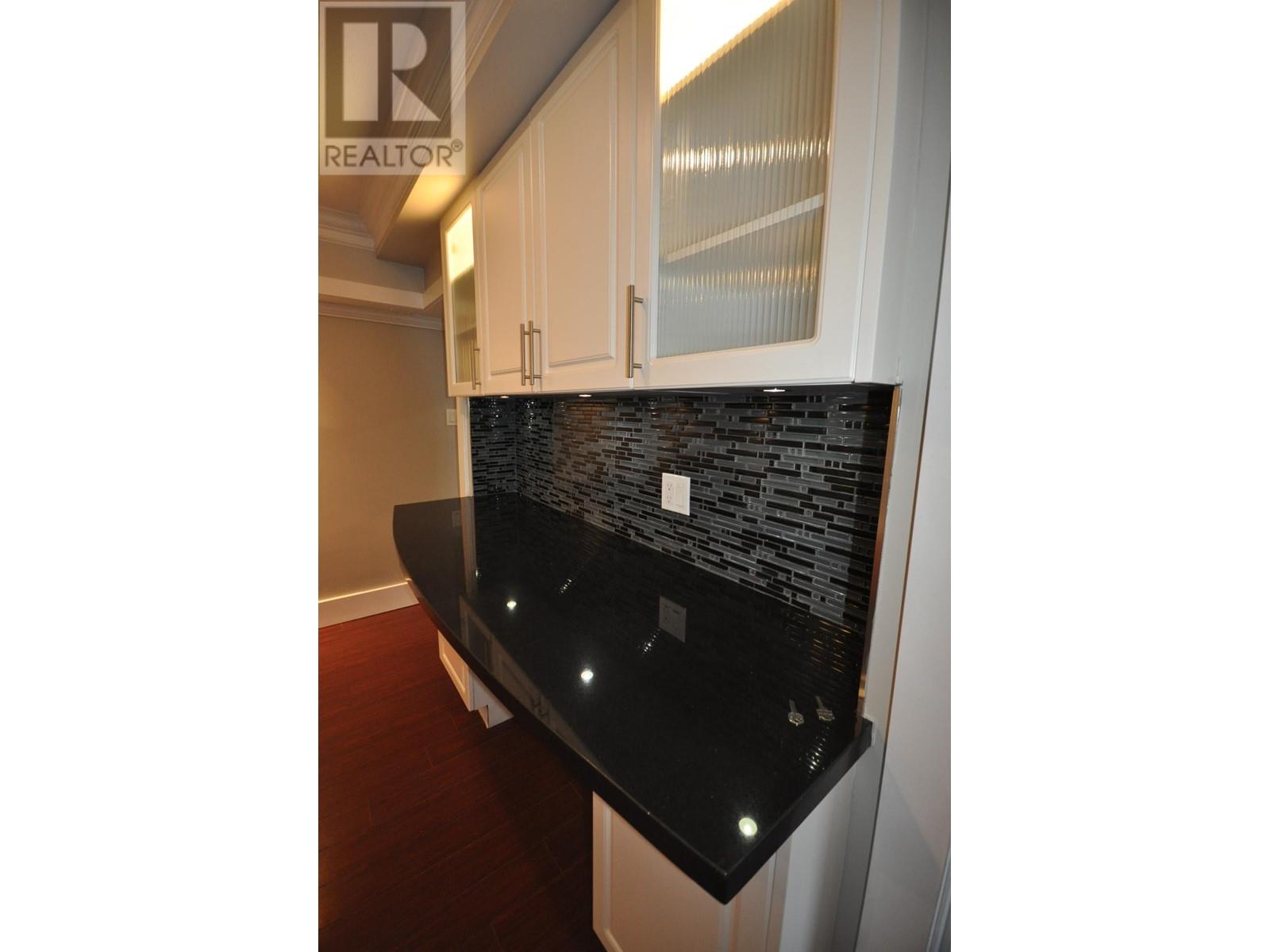 909 Tenth Street, New Westminster, British Columbia  V3M 4A5 - Photo 8 - R2960142