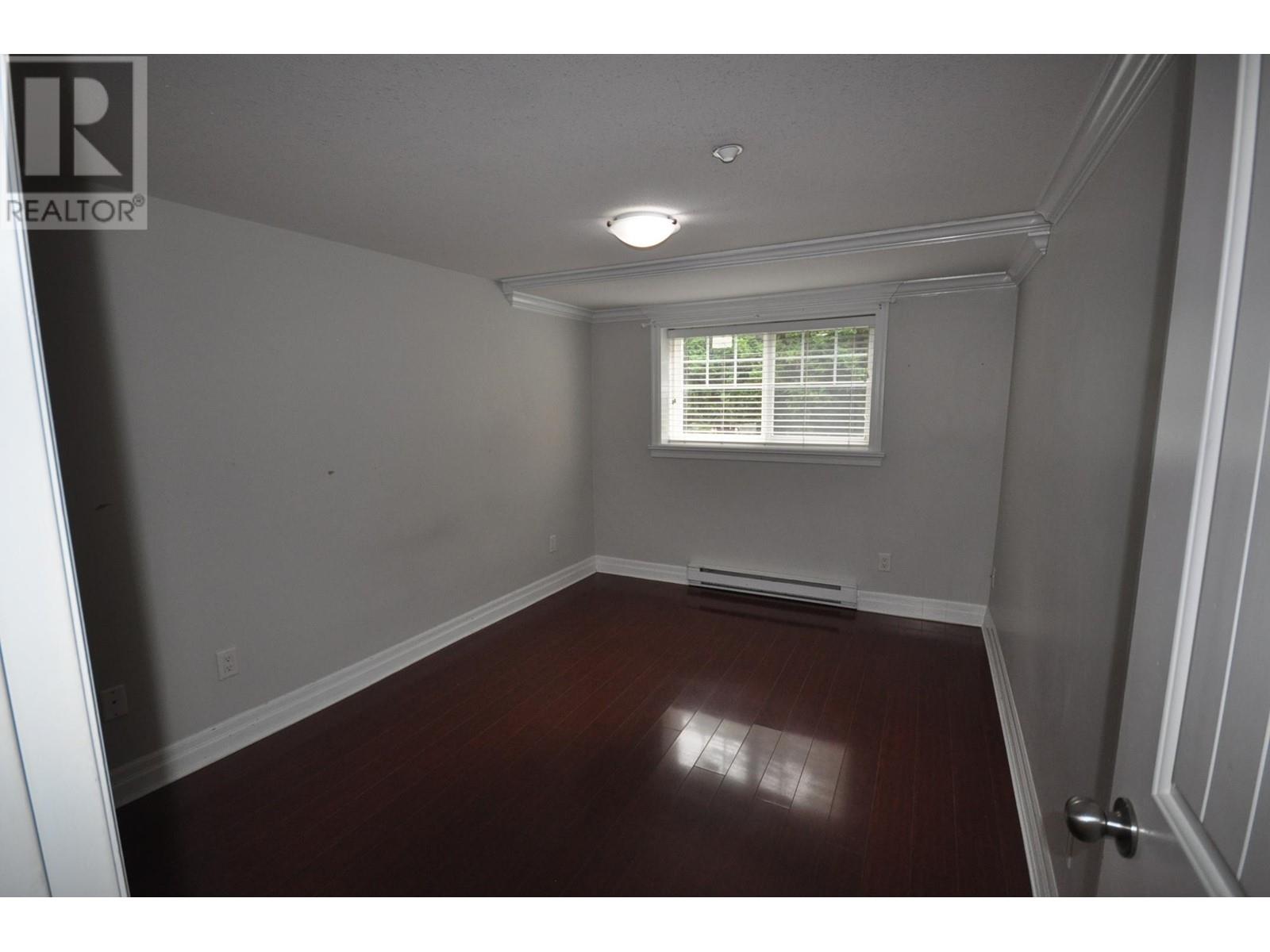 4585 Commercial Street, Vancouver, British Columbia  V5N 4G8 - Photo 3 - R2960144
