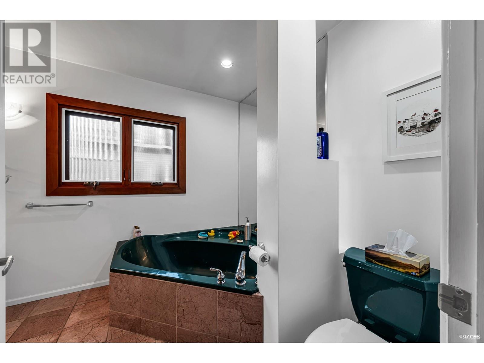 1488 Palmerston Avenue, West Vancouver, British Columbia  V7T 2H7 - Photo 4 - R2957090