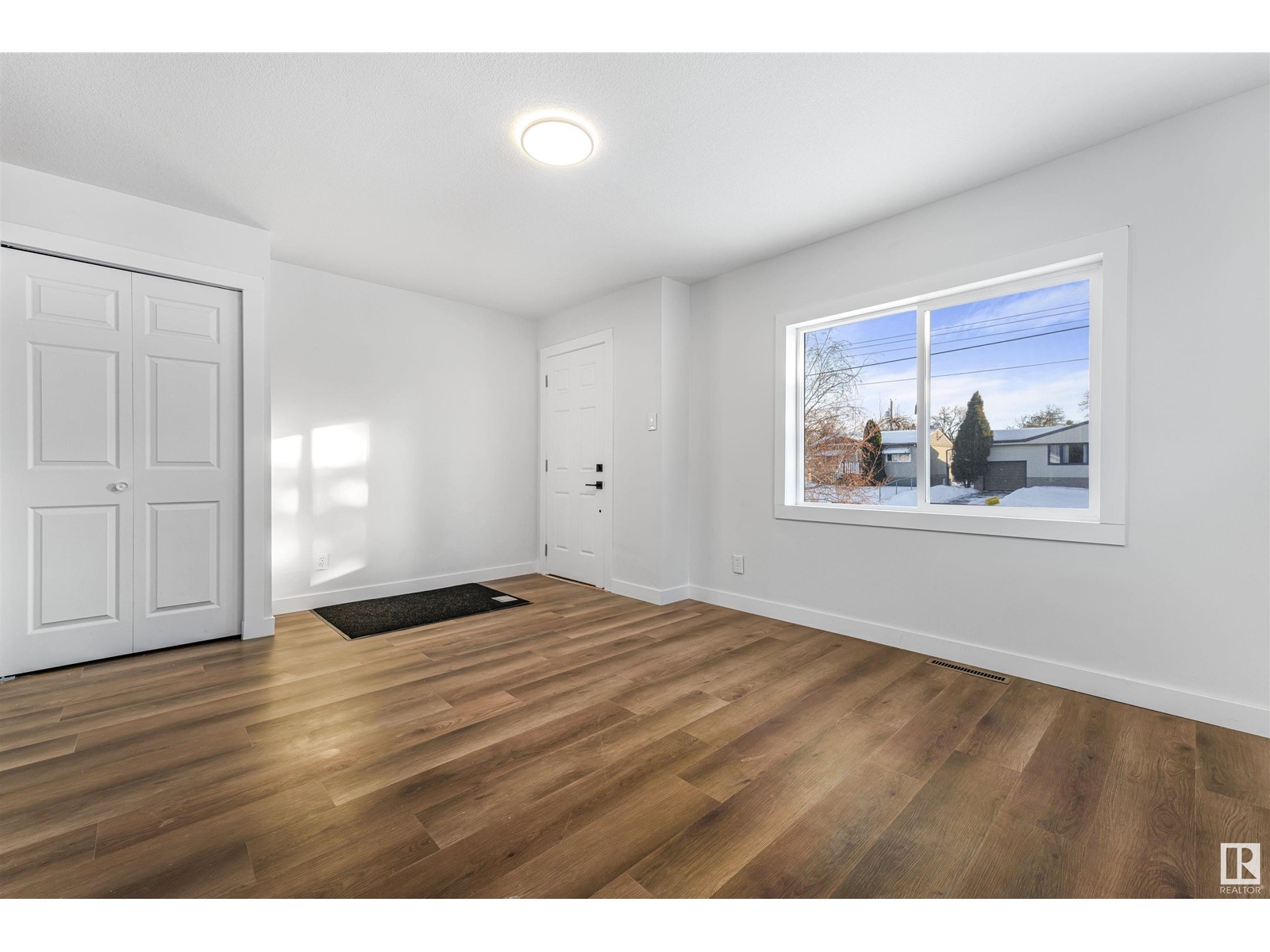 Property at 11906 50 street NW image 3
