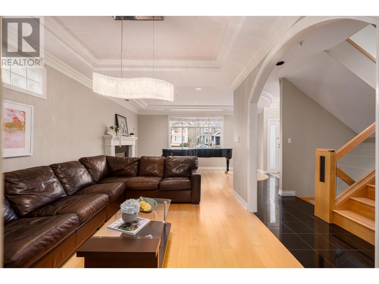 2716 W 42nd Avenue, Vancouver, British Columbia  V6N 3G5 - Photo 4 - R2951766