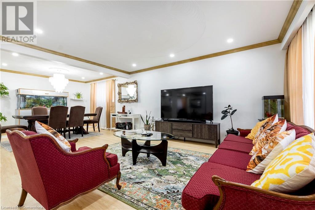 Property at 940 STONE CHURCH Road E image 2