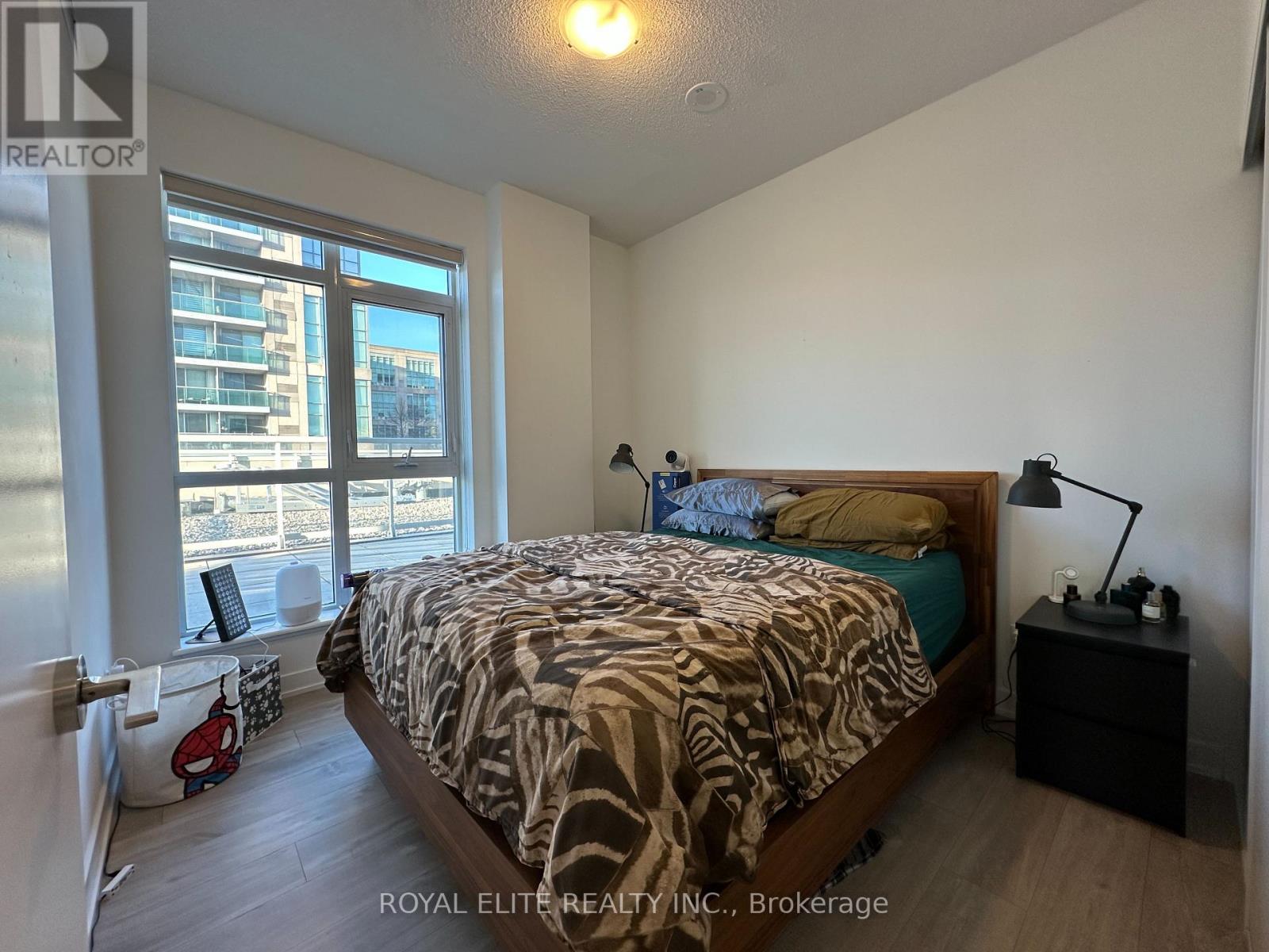 923 - 251 Manitoba Street, Toronto, Ontario  M8Y 4G9 - Photo 12 - W11941320