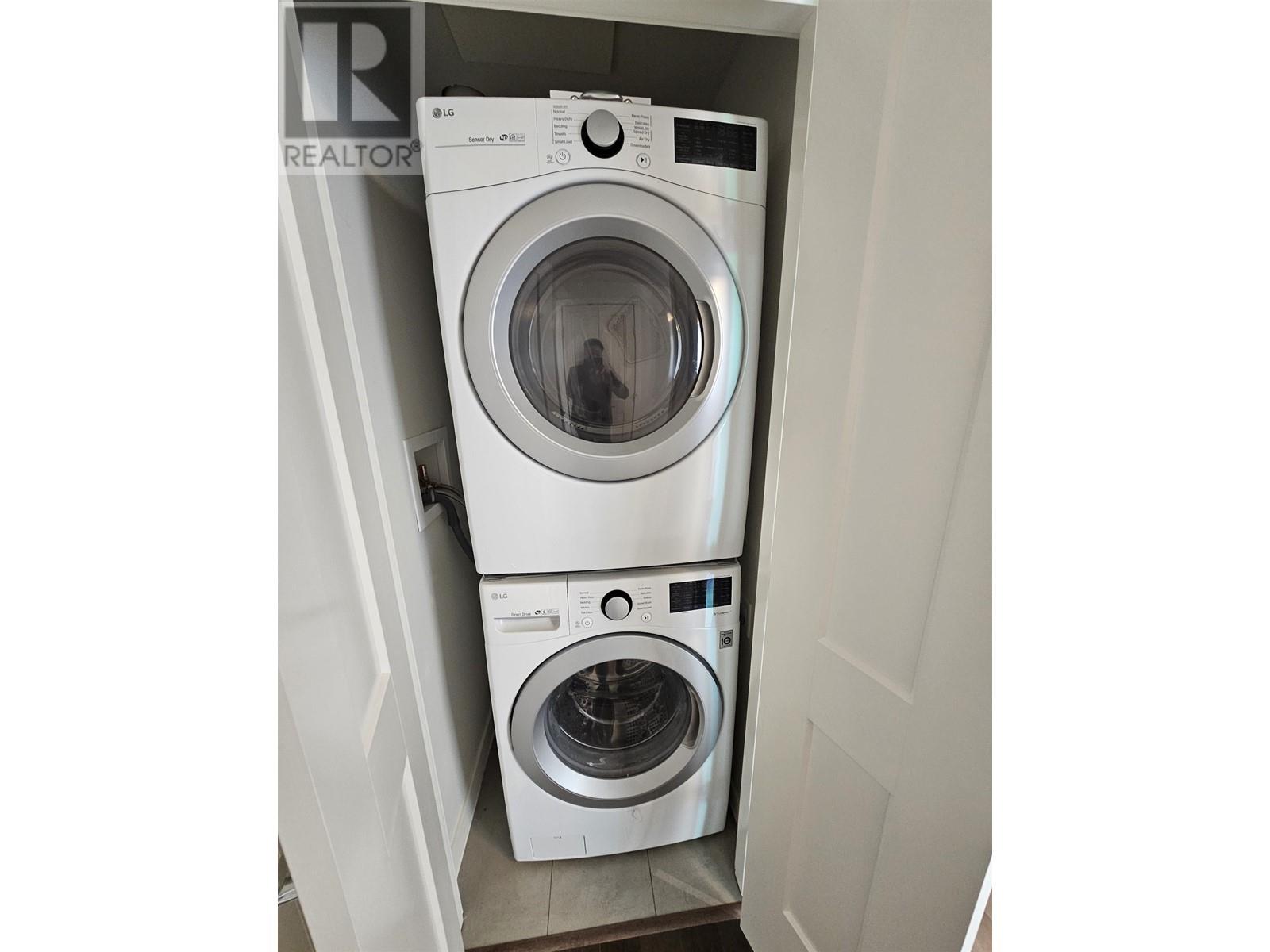 Listing Picture 12 of 15 : 1405 1708 ONTARIO STREET, Vancouver / 溫哥華 - 魯藝地產 Yvonne Lu Group - MLS Medallion Club Member