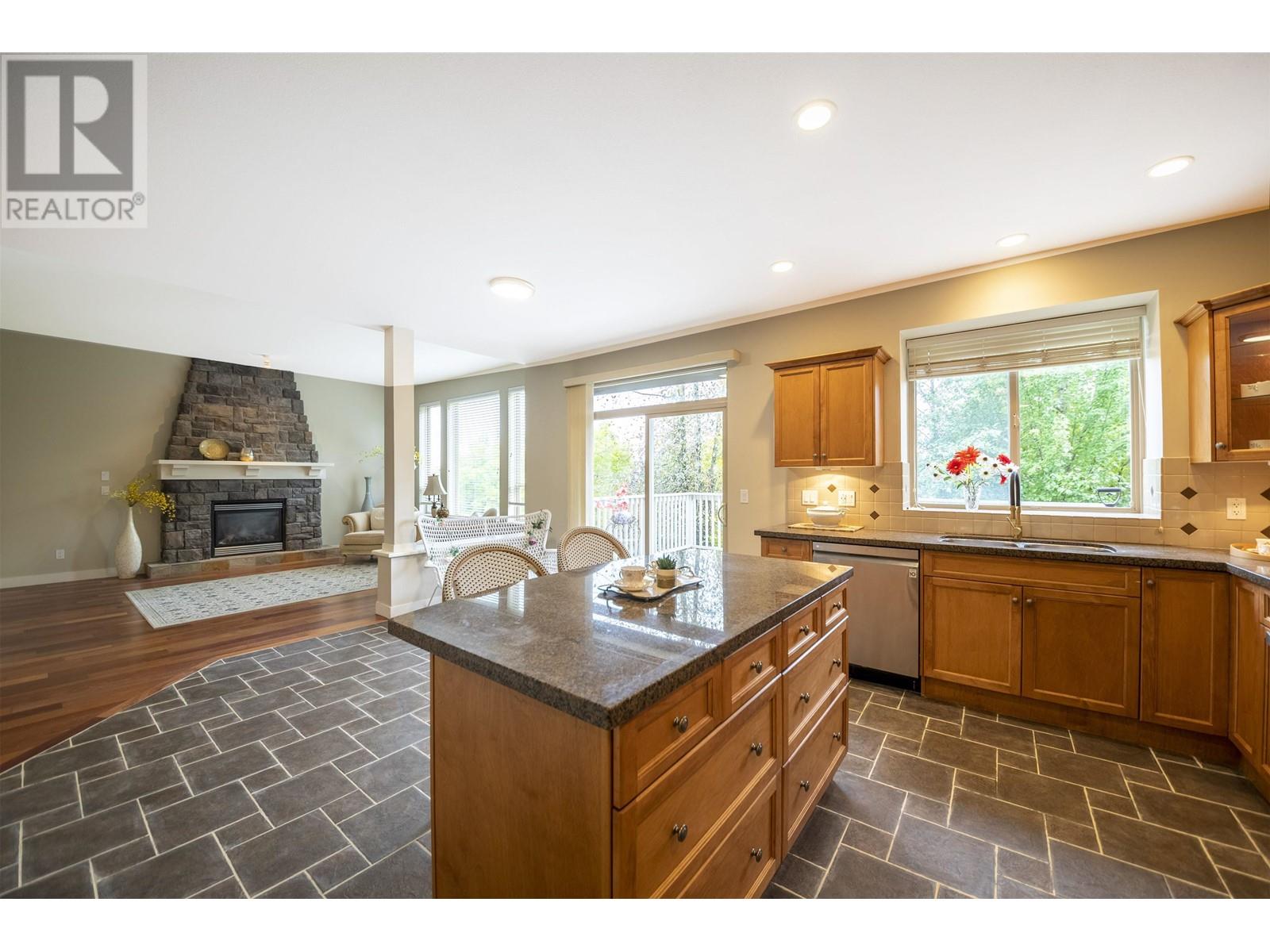 47 Maple Drive, Port Moody, British Columbia  V3H 5M8 - Photo 8 - R2956648