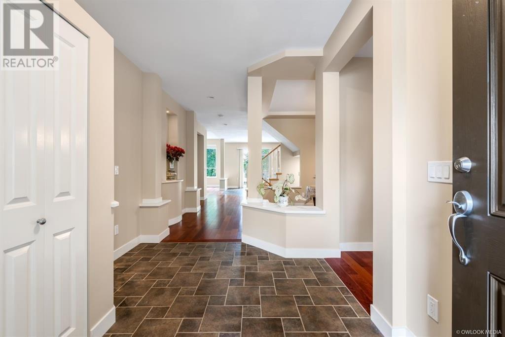 47 Maple Drive, Port Moody, British Columbia  V3H 5M8 - Photo 4 - R2956648